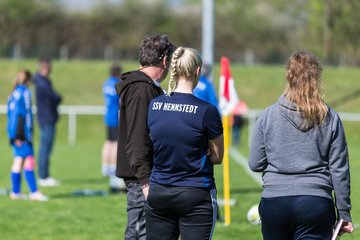 Bild 188 - B-Juniorinnen Bramstedter TS - SSV Hennstedt : Ergebnis: 3:7